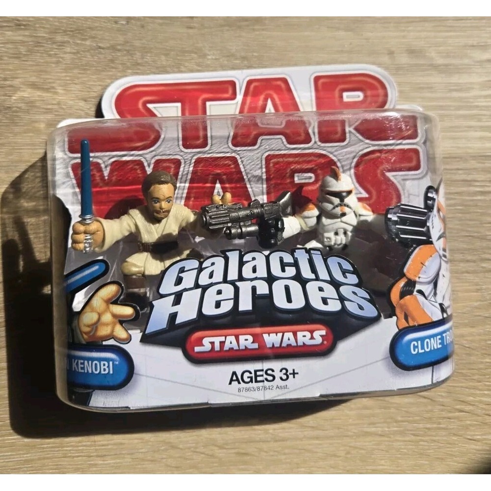 STAR WARS GALACTIC HEROES 2009 OBI-WAN KENOBI & CLONE TROOPER SET AGES 3+